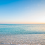 抽象画はなぜ言葉より深く届くのか──深層心理と波長で読み解く無意識との対話